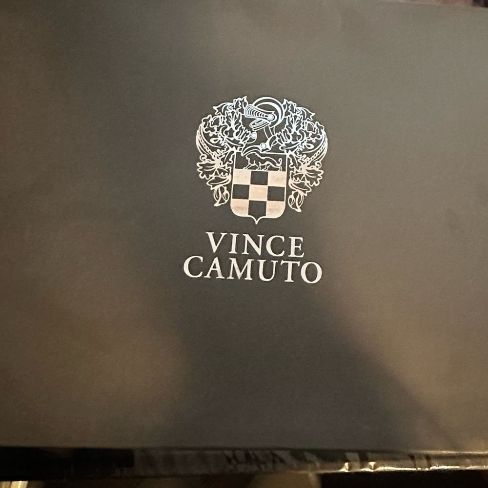 NWT! NEW IN BOX! Vince Camuto Verona Over The Knee Suede Boots - Picture 9 of 12